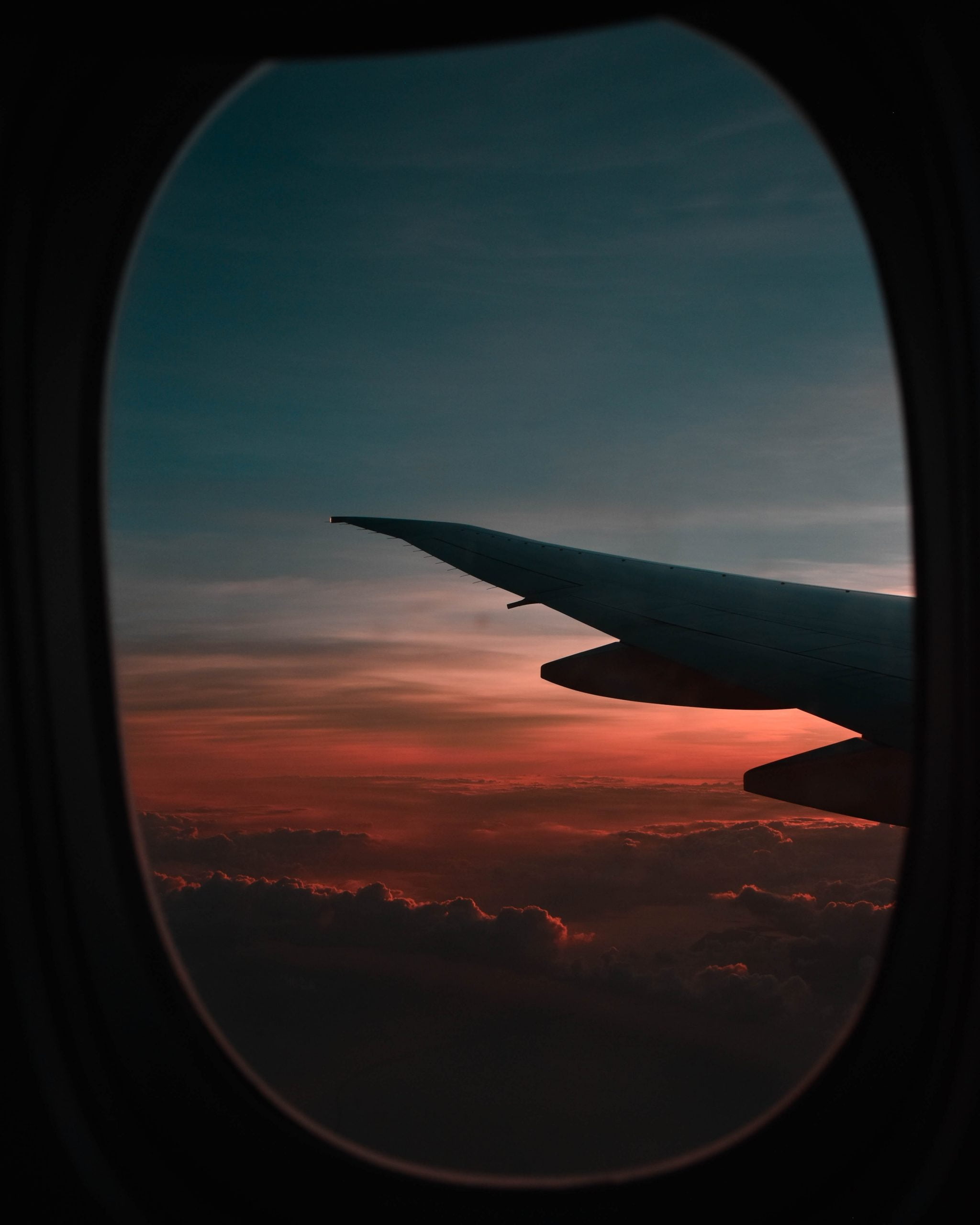 harmen-jelle-van-mourik-0yfWDwHOB0g-unsplash
